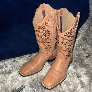 Hooey by Twisted X cowgirl boots!